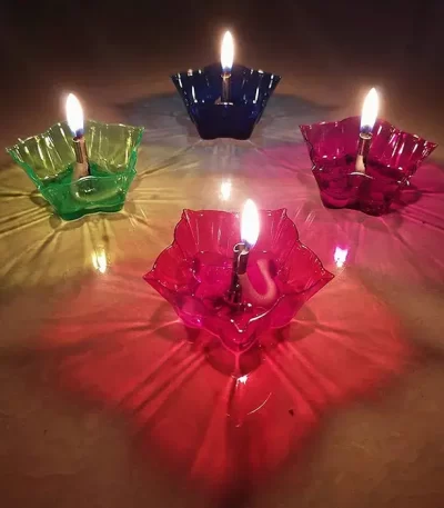 Reflection-Plastic-Diya