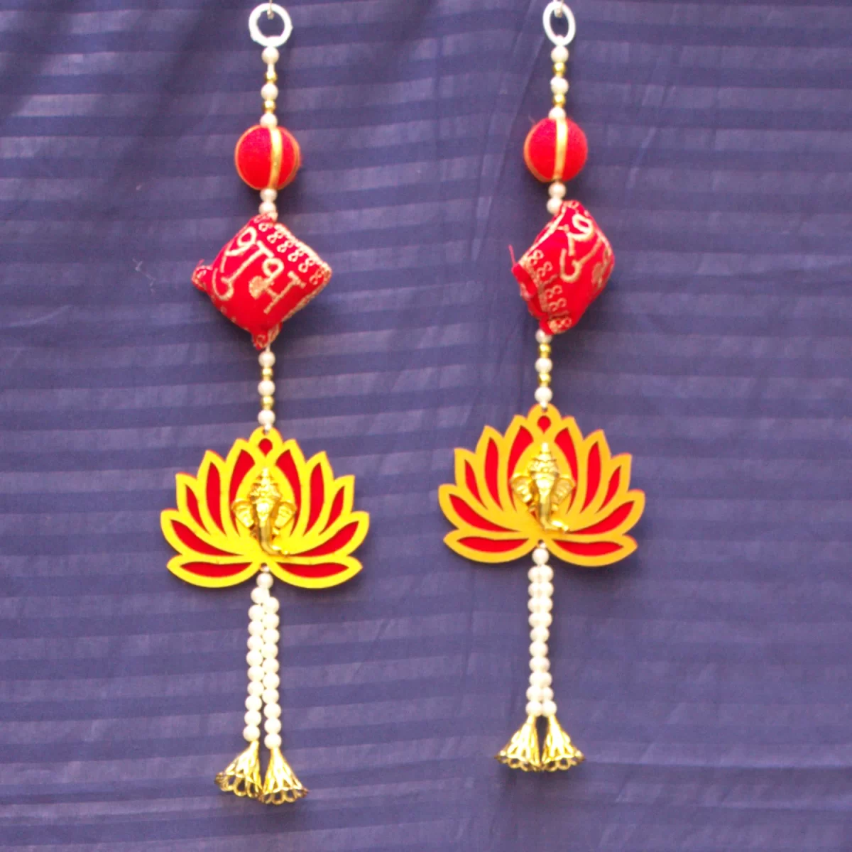 Lotus-Hanging-Shubh-Labh