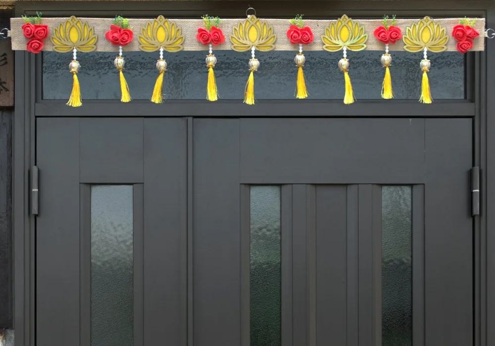 lotus-design-door-toran-bandhanwar